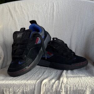 Van’s Skate Mixxa Shoe Like New Sz 5.5 men’s